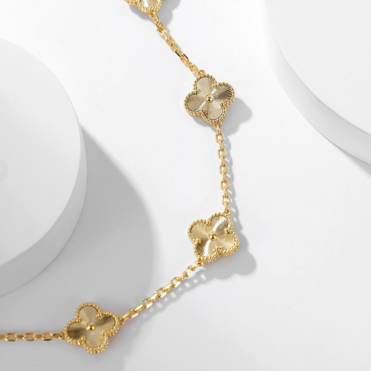 【BIJOUX】クローバー 10モチーフ レーザーネックレス