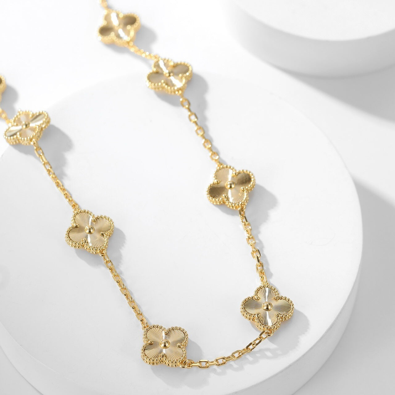 【BIJOUX】クローバー 10モチーフ レーザーネックレス