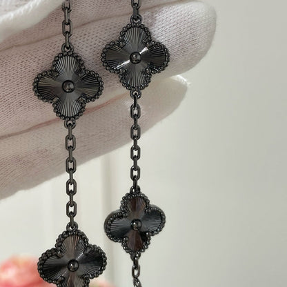 [BIJOUX]CLOVER 5 MOTIF BLACK BRACELET