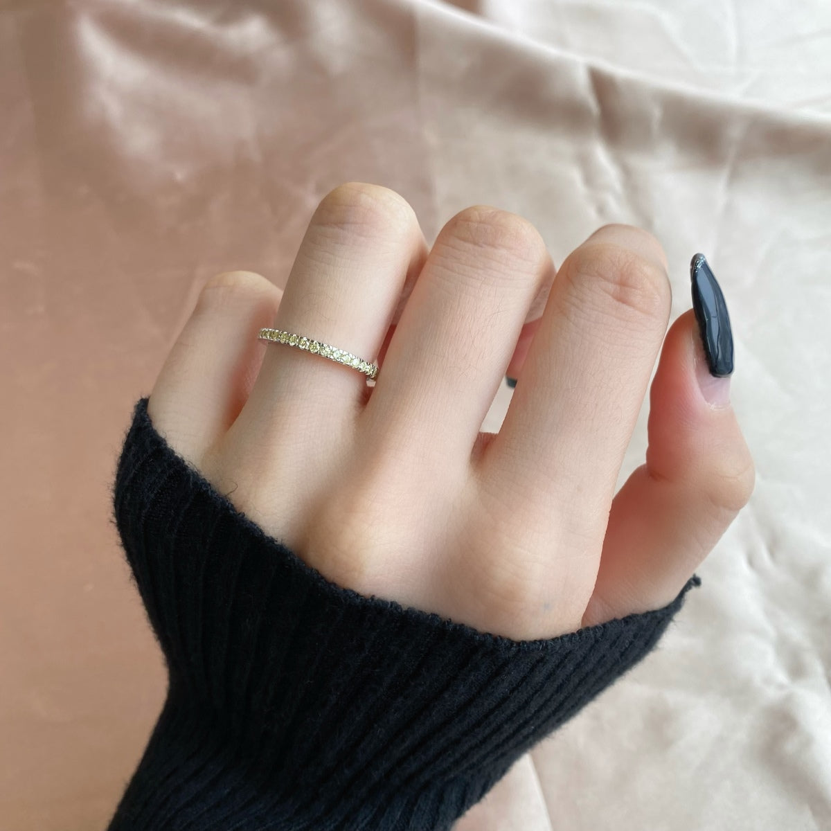 [Goodv]Delicate Sparkling Round Cut Daily Ring