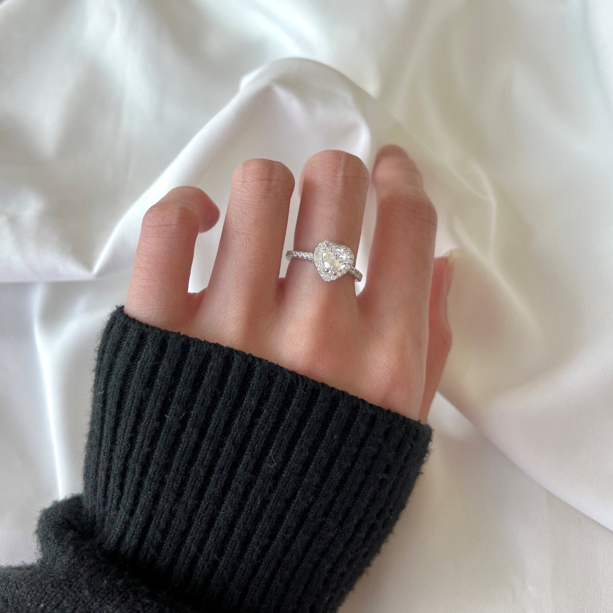 [Goodv]Eternity Splashy Romantic Heart Shape Lover Ring