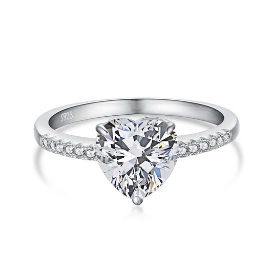 [Goodv]2.0 Carat Dazzling Lustrous Heart Cut Lover Ring