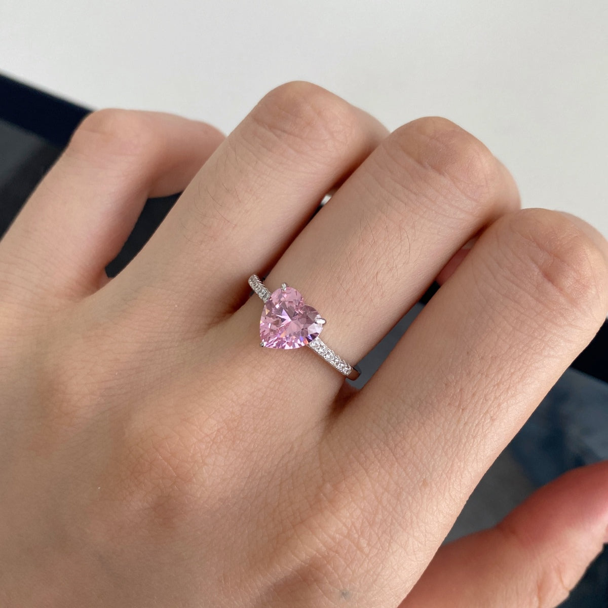 [Goodv] Bague d'amoureux éblouissante en forme de cœur lustré de 2,0 carats