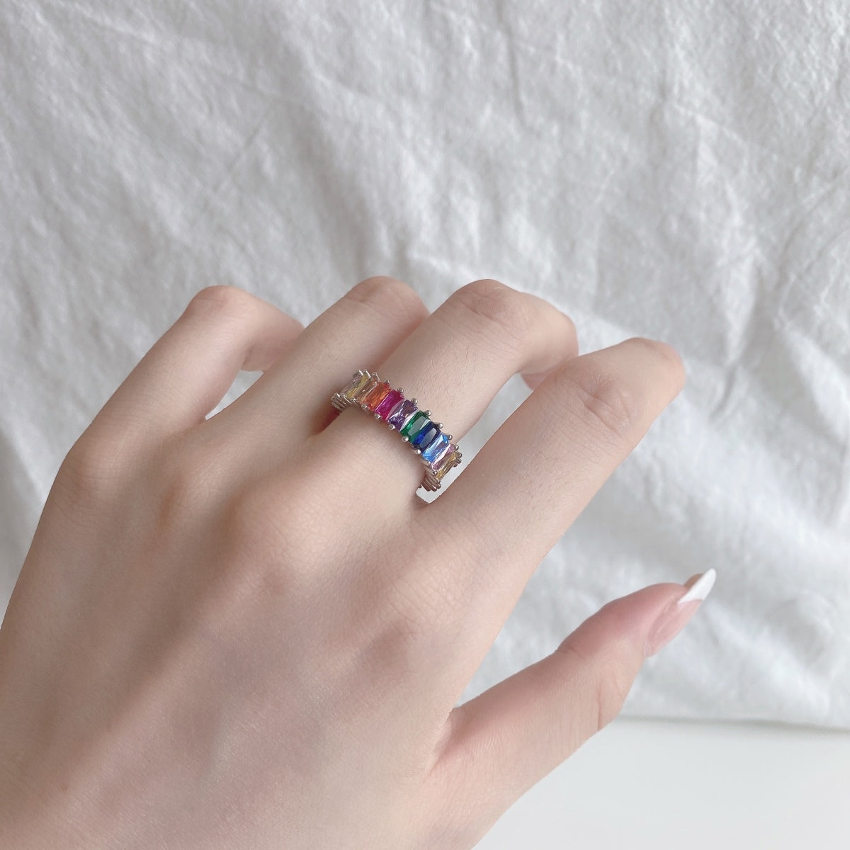 [Goodv] Bague unique à coupe radiante colorée