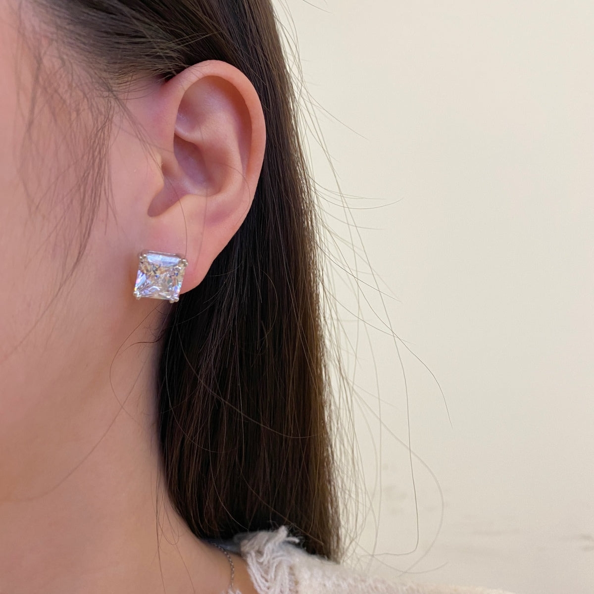 [Goodv]Delicate Square Shape Earrings