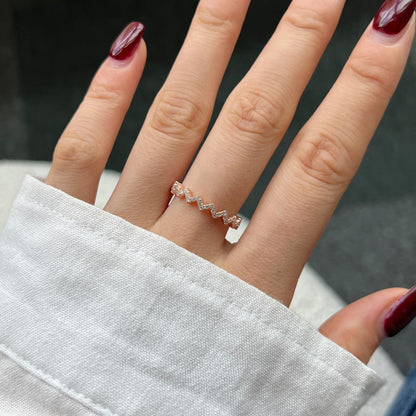 [Goodv]Delicate Enchanting Wave Shape Daily Ring