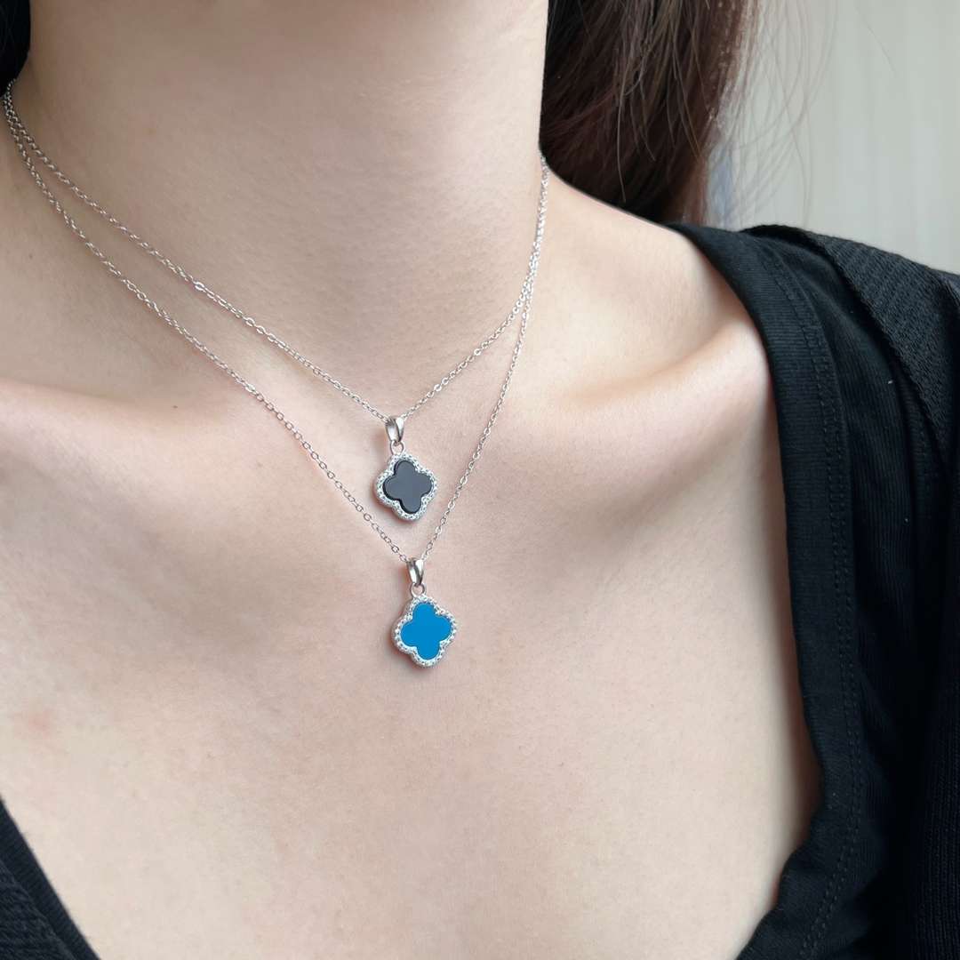 [Goodv]Dainty Flower Shape Necklace