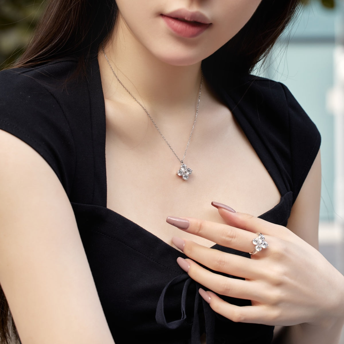 [Goodv]四つ葉のクローバーと八芒星のネックレス