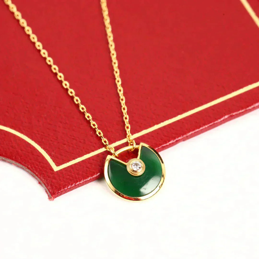 [BIJOUX]COLLIER AMULETTE OR MALACHITE