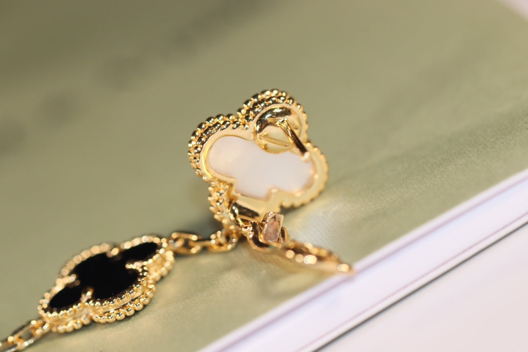 [BIJOUX]CLOVER EARRINGS GOLD ONYX MOP 3 MOTIF