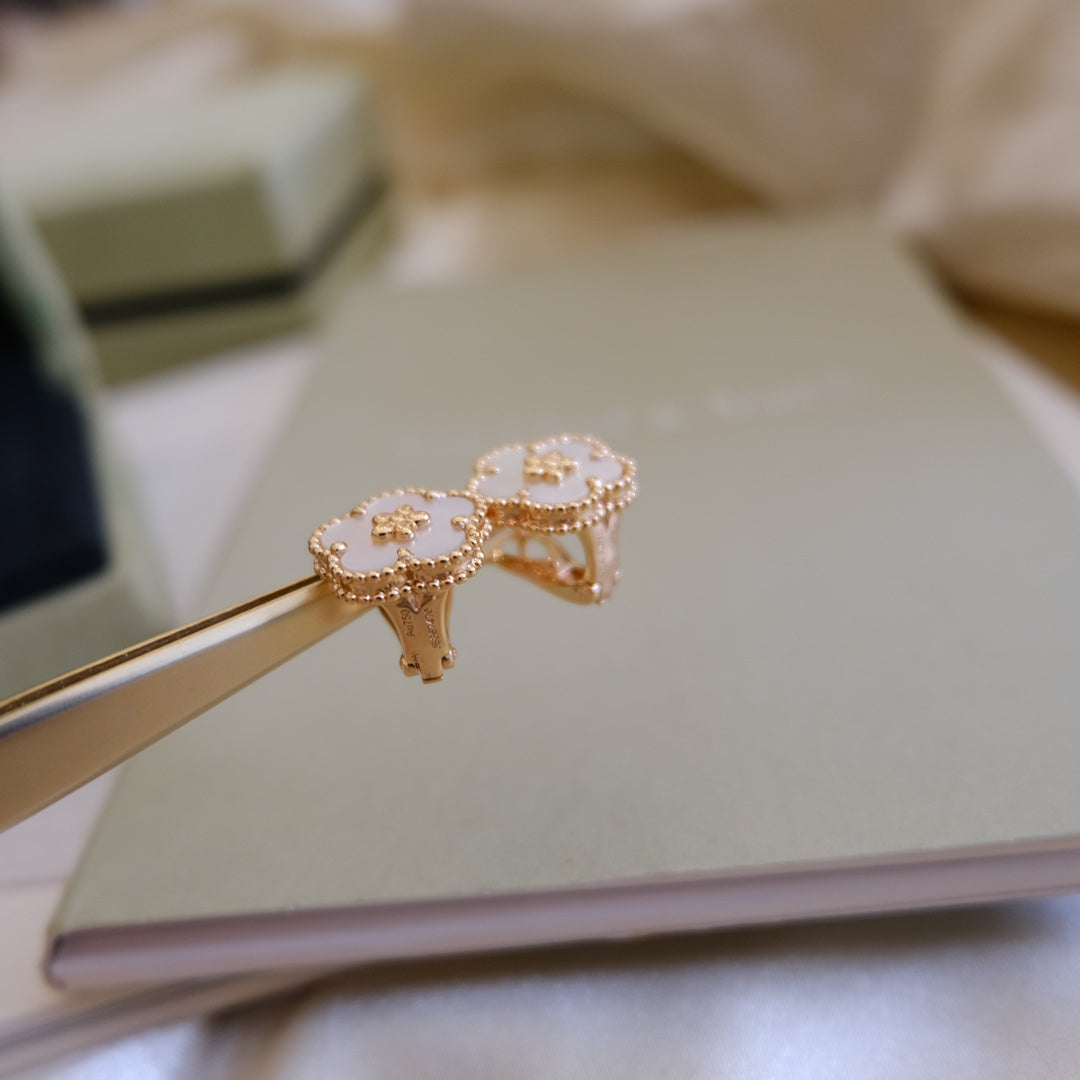 [BIJOUX]LUCKY PINK GOLD WHITE MOP EARRINGS