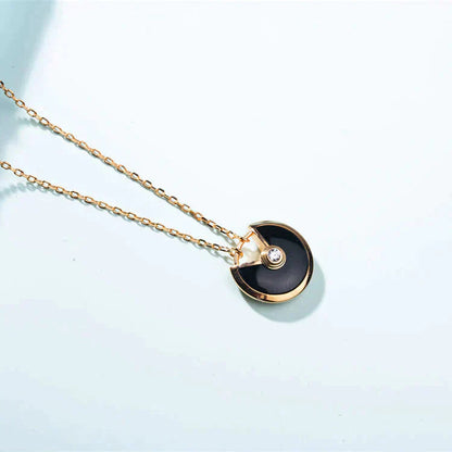 [BIJOUX] COLLIER AMULETTE OR CORNALINE ONYX