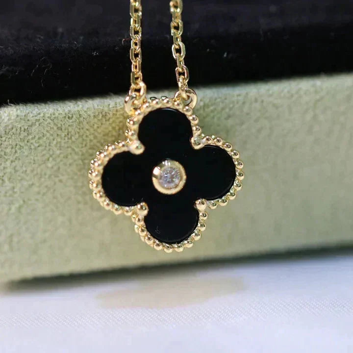 [BIJOUX]CLOVER 15MM DIAMOND ONYX NECKLACE