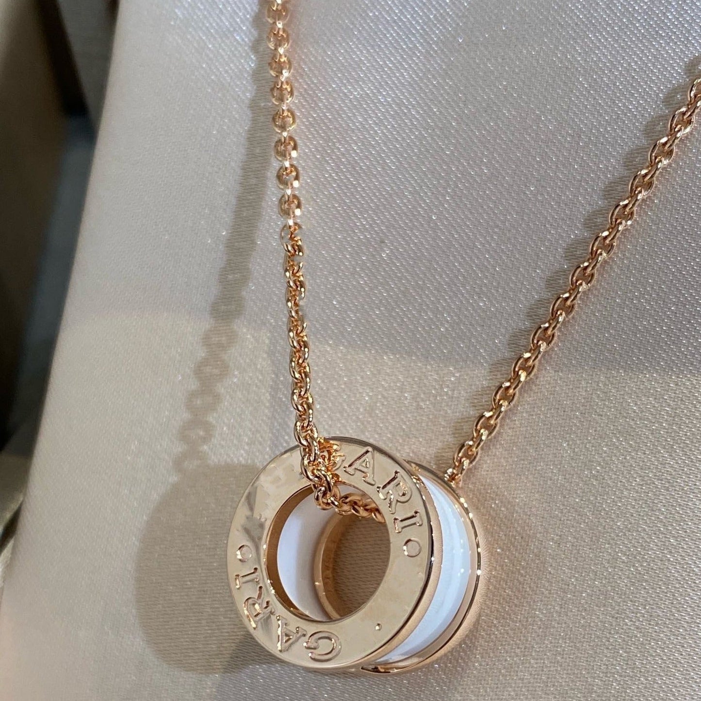 [BIJOUX]ZERO 1 WHITE CERAMIC PINK GOLD NECKLACE