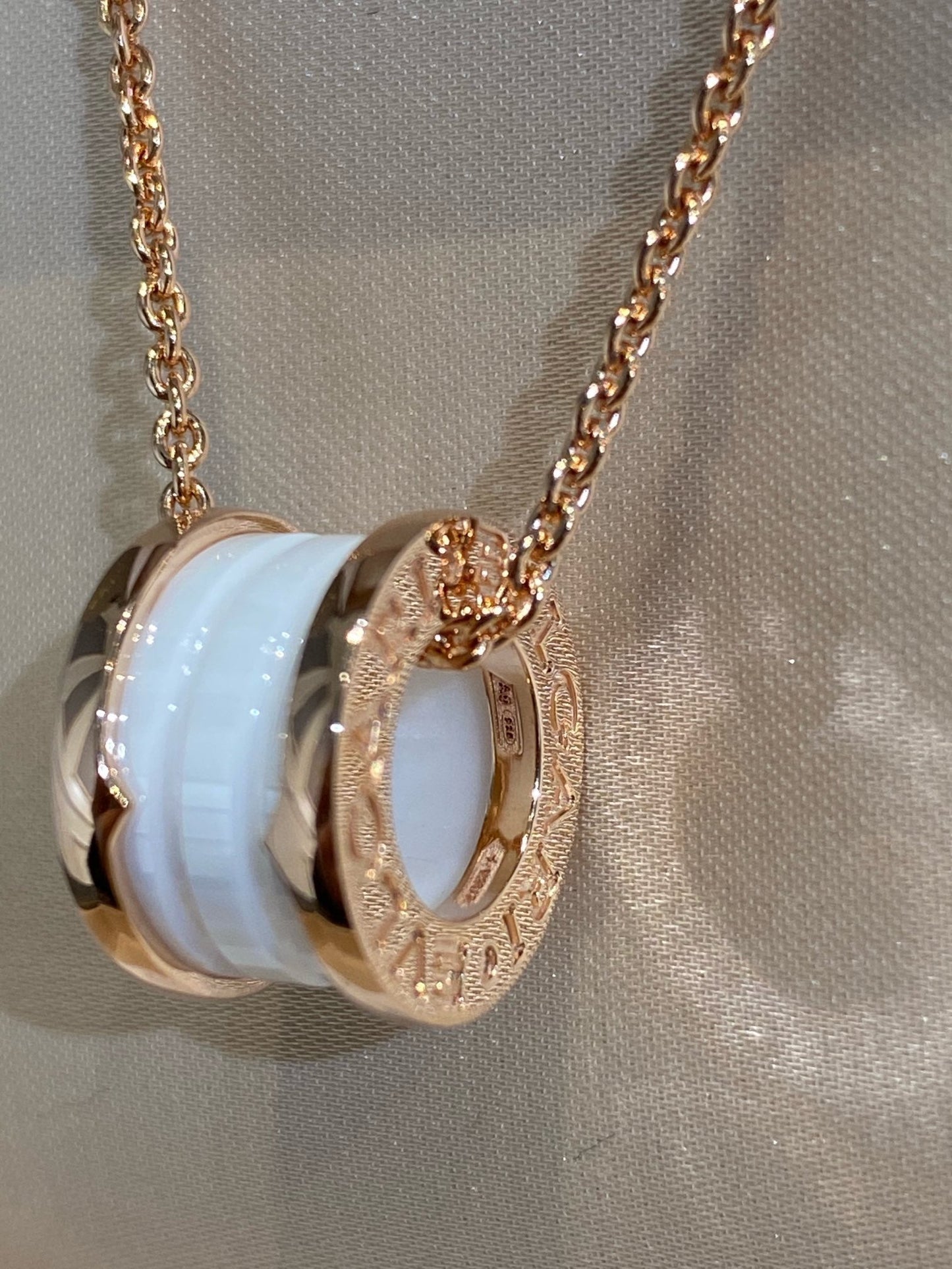 [BIJOUX]ZERO 1 WHITE CERAMIC PINK GOLD NECKLACE