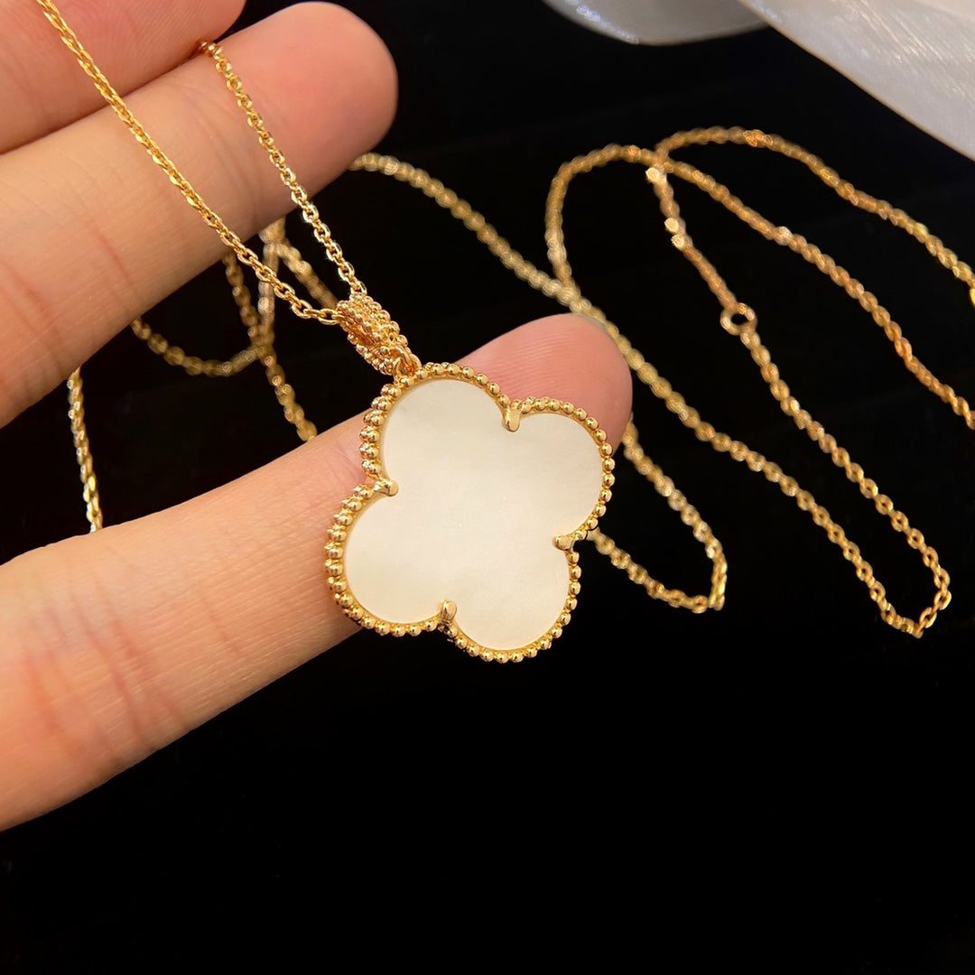 [BIJOUX]CLOVER 25MM MOP LARGE PENDANT NECKLACE