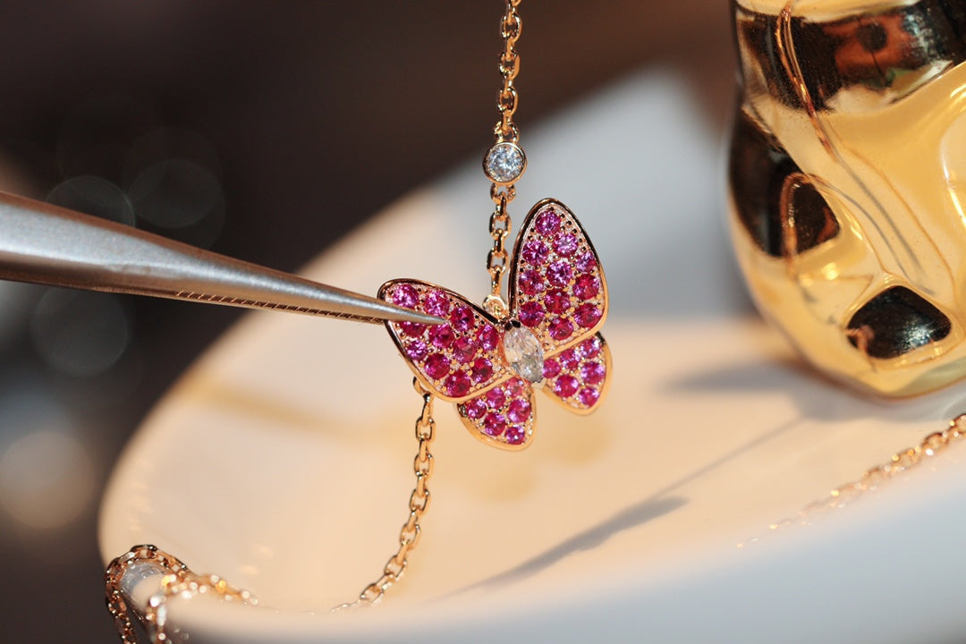 [BIJOUX]BUTTERFLY RED DIAMOND ROSE GOLD NECKLACE