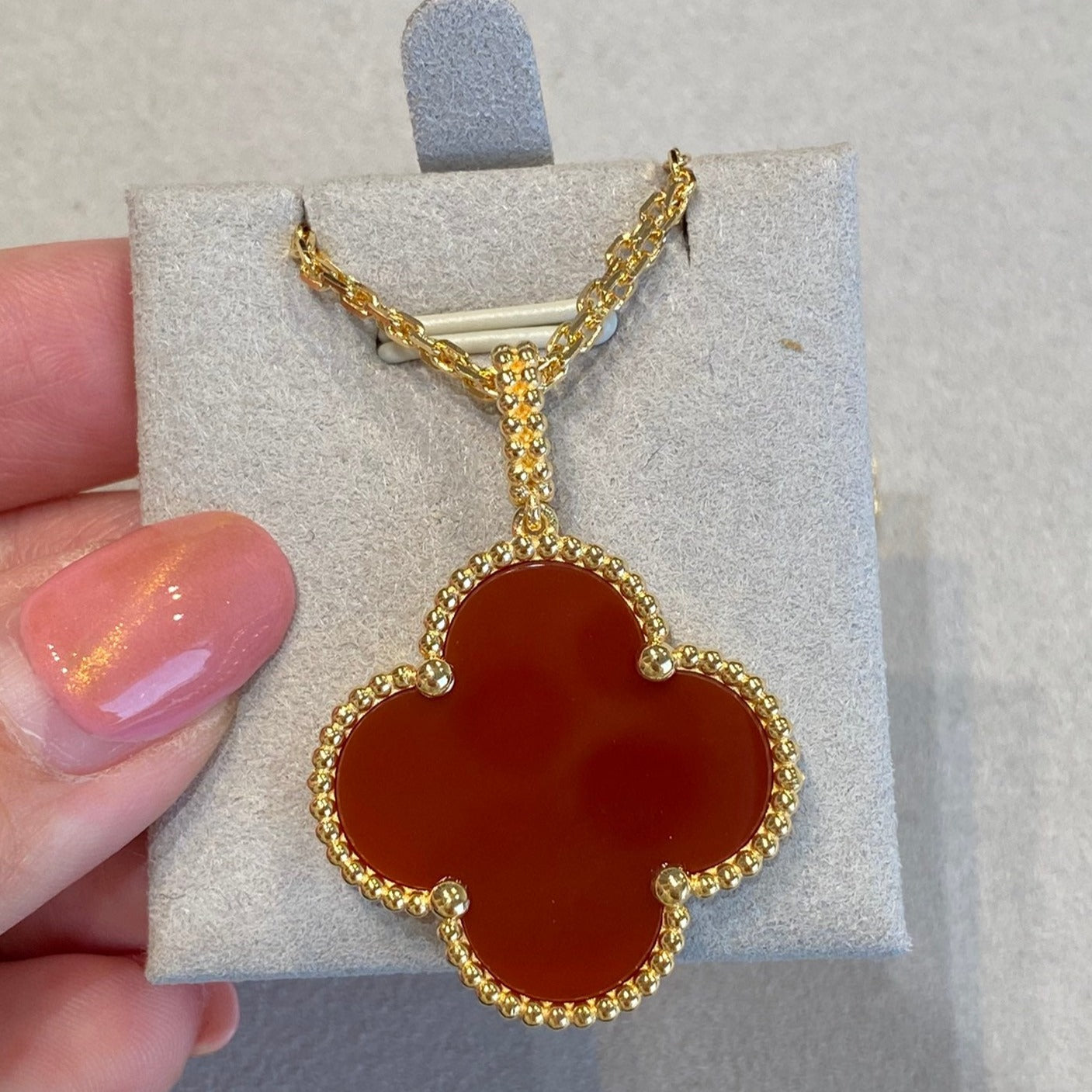 [BIJOUX]CLOVER 25MM NECKLACE GOLD CARNELIAN