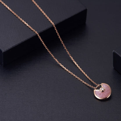 [BIJOUX] COLLIER AMULETTE OR ROSE NACRE ROSE