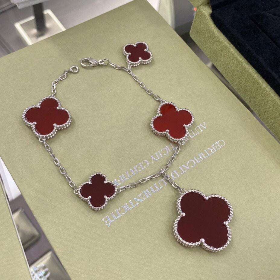 [BIJOUX]CLOVER 5 MOTIFS SIVLER CARNELIAN BRACELET