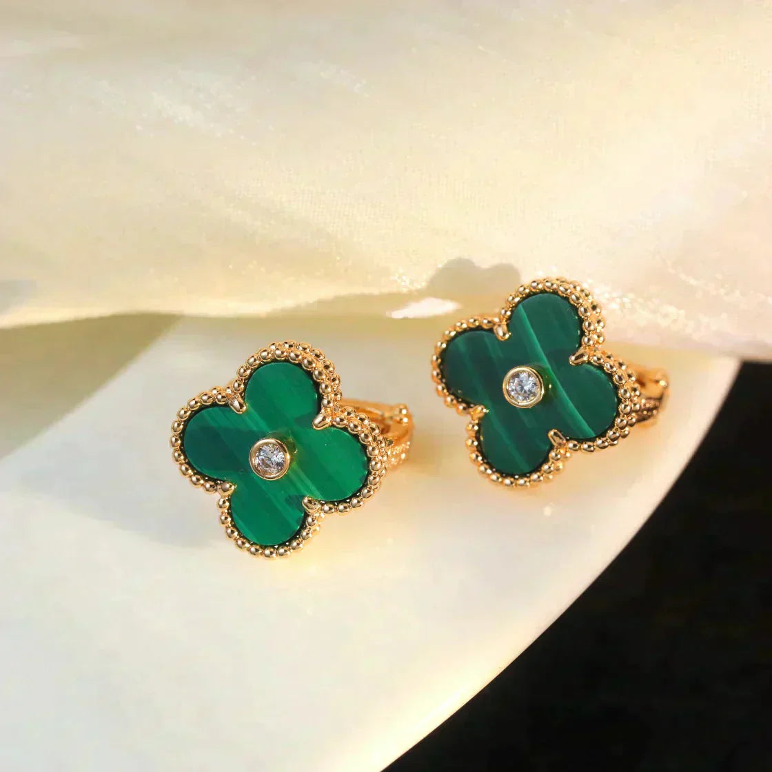 [BIJOUX]CLOVER MEDIUM 1 MOTIFS MALACHITE DIAMOND EARRINGS