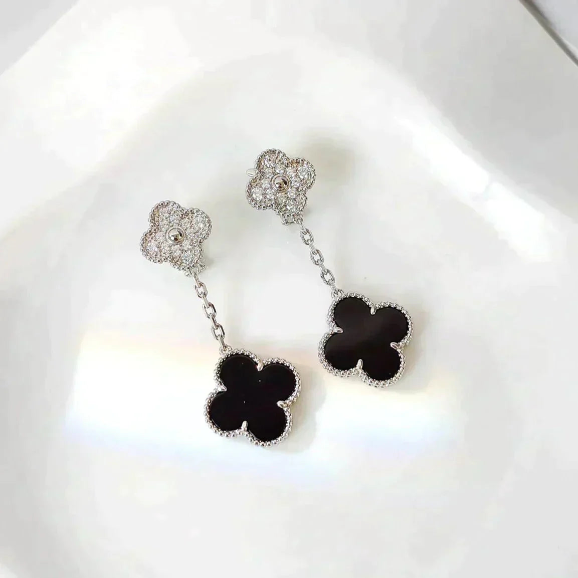 [BIJOUX]CLOVER 2 MOTIFS  DIAMOND ONYX EARRINGS SILVER