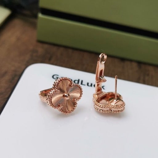 [BIJOUX]CLOVER MEDIUM STUD EARRINGS