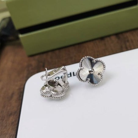 [BIJOUX]CLOVER MEDIUM STUD EARRINGS