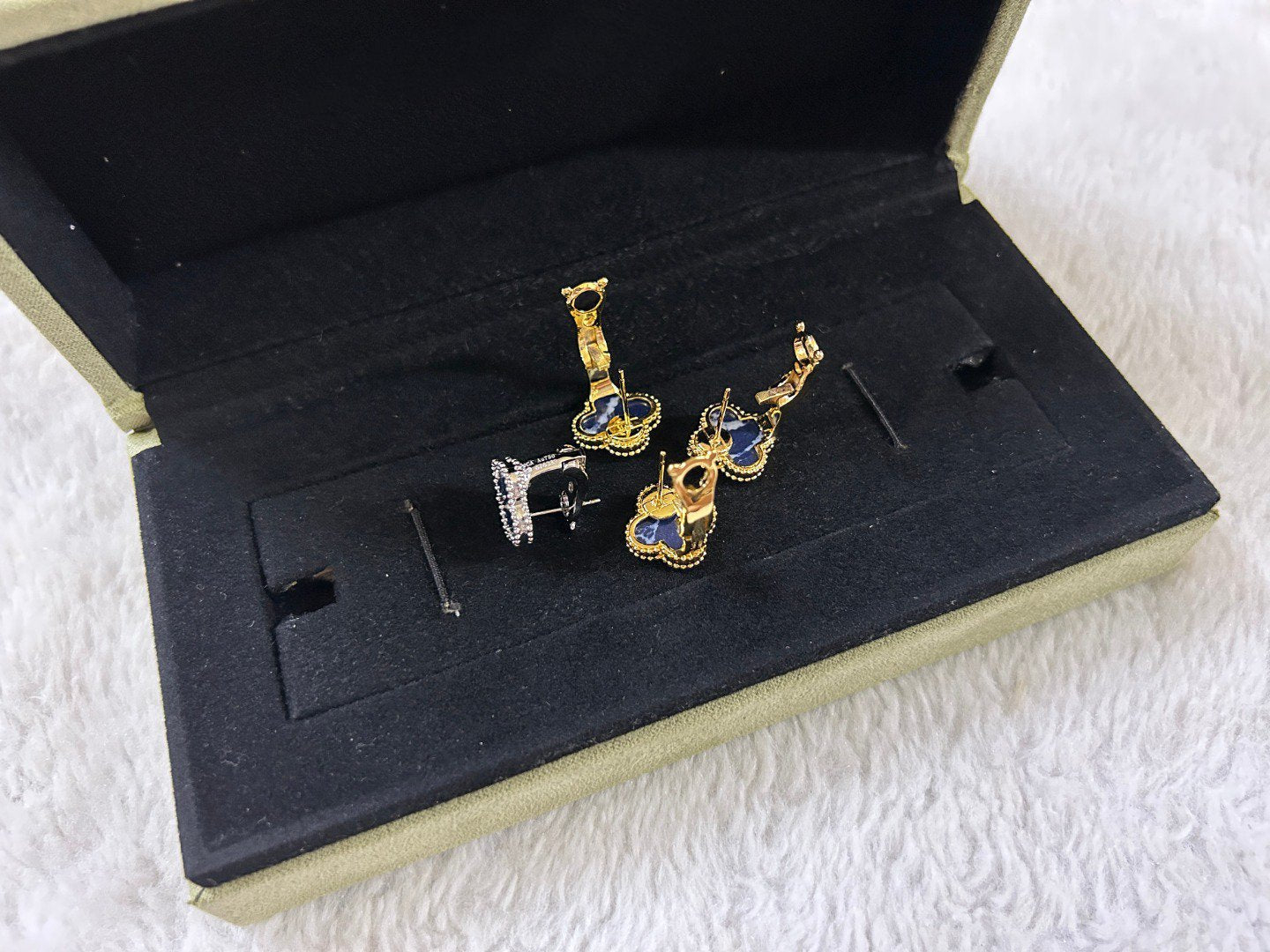 [BIJOUX]CLOVER PIETERSITE MEDIUM STUD EARRINGS