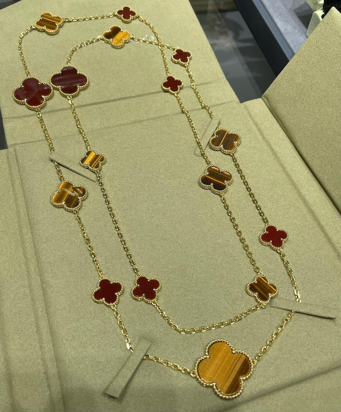 [BIJOUX]CLOVER 16 MOTIF CARNELIAN TIGER EYE ROSE GOLD NECKLACE