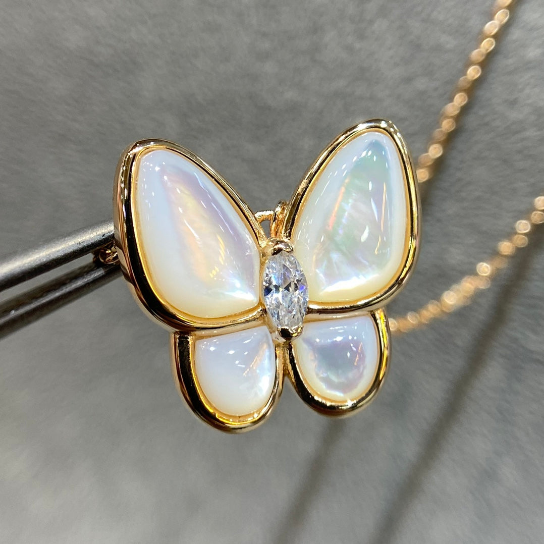 [BIJOUX]BUTTERFLY MOP DIAMOND NECKLACE