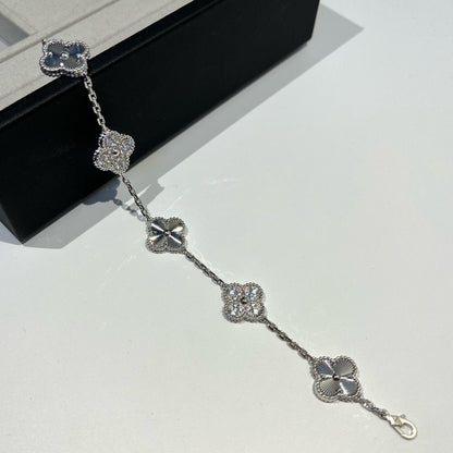 [BIJOUX]CLOVER 5 MOTIF SILVER DIAMOND BRACELET