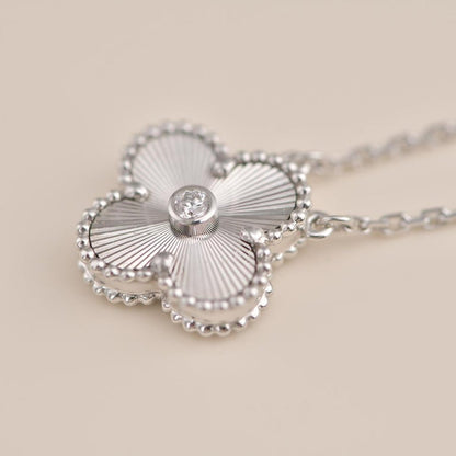 [BIJOUX]CLOVER  15MM DIAMOND LASER NECKLACE SILVER