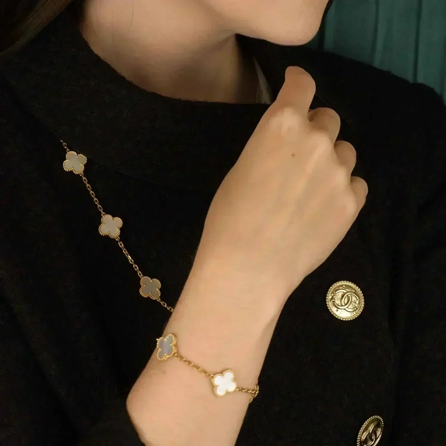 [BIJOUX]CLOVER  5 MOTIF WHITE MOP BRACELET