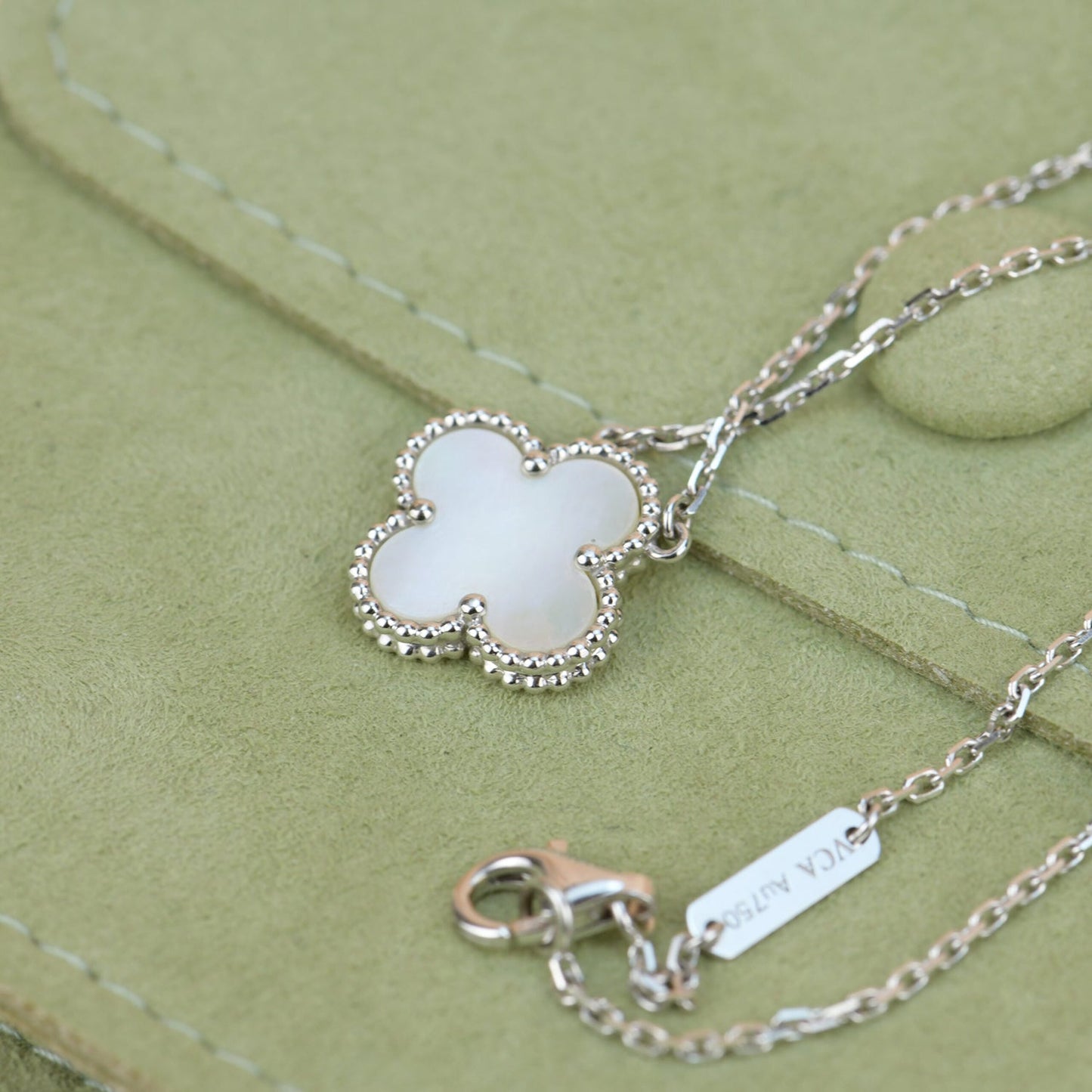 [BIJOUX]CLOVER  15MM WHITE MOTHER-OF-PEARL SILVER