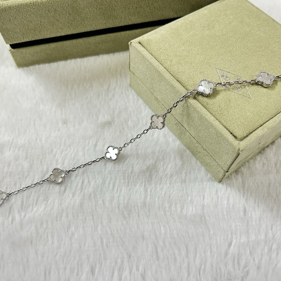 [BIJOUX]CLOVER 6 MOTIF WHITE MOP BRACELET