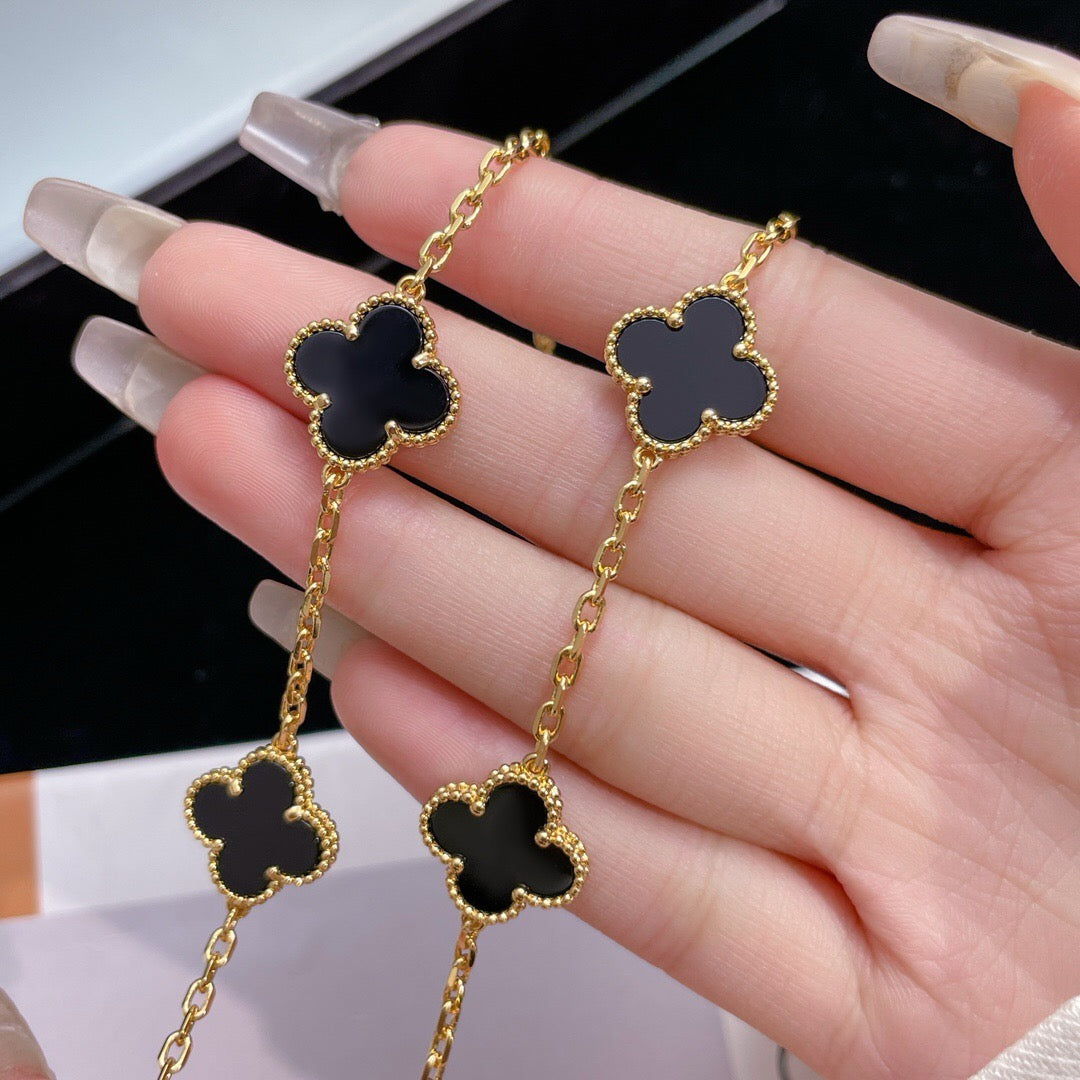 [BIJOUX]CLOVER 10 MOTIFS ONYX NECKLACE