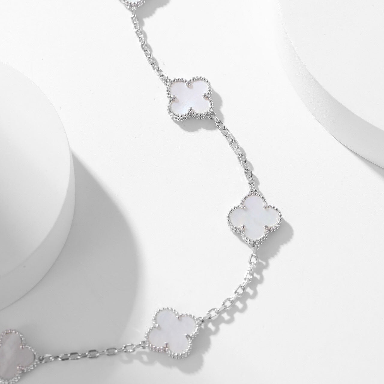 [BIJOUX]CLOVER 10 MOTIFS WHITE MOTHER OF PEARL NECKLACE