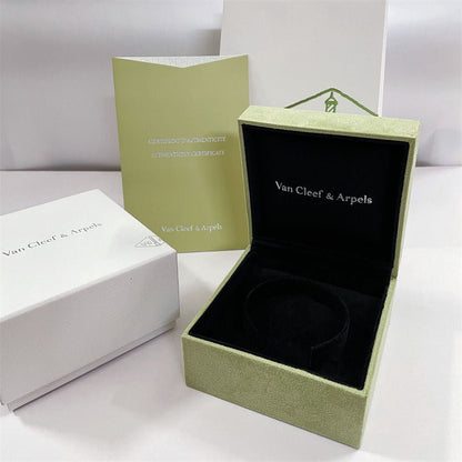 [BIJOUX]VA CLOVER BRACELET NECKLACE RING BOX GIFT BAG