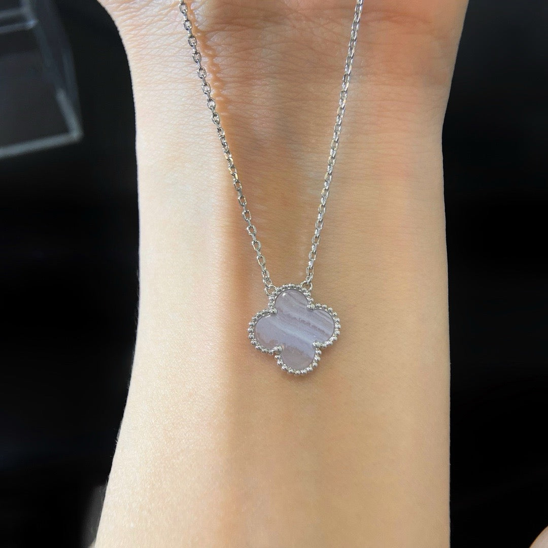 [BIJOUX]CLOVER 15MM BLUE CHALCEDONY NECKLACE SILVER