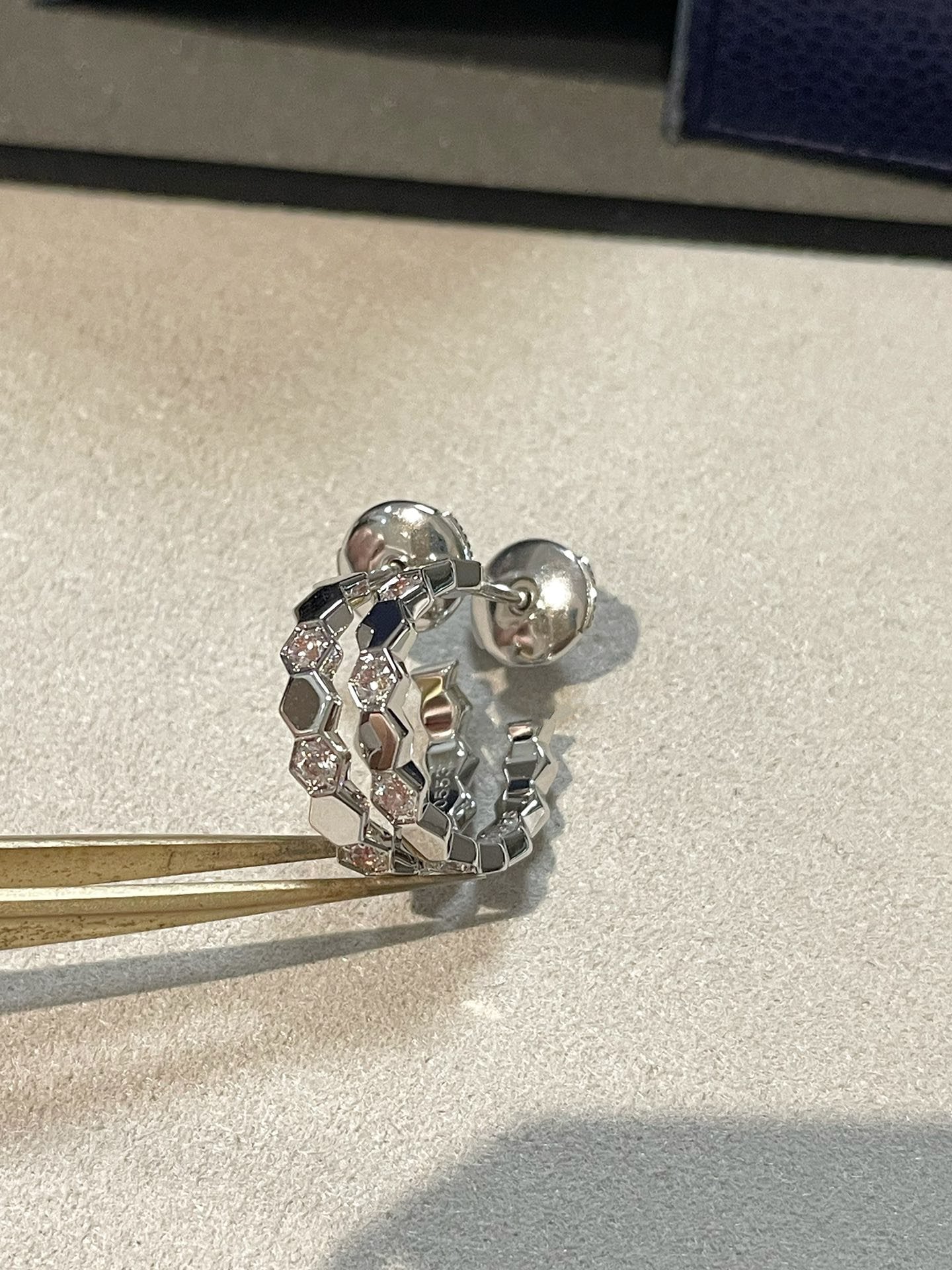 [BIJOUX] Bague creuse en forme de trèfle à quatre feuilles