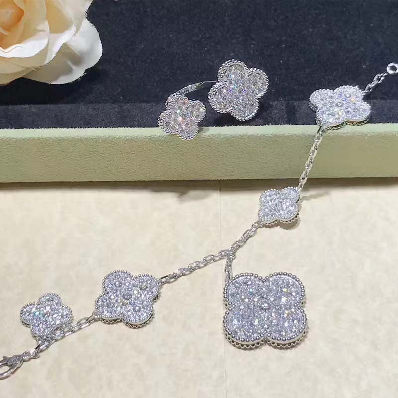 [BIJOUX]CLOVER 6 MOTIFS SILVER DIAMOND BRACELET