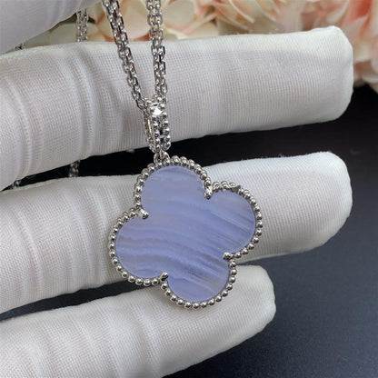 [BIJOUX]CLOVER SILVER CHALCEDONY BIG CLOVER NECKLACE