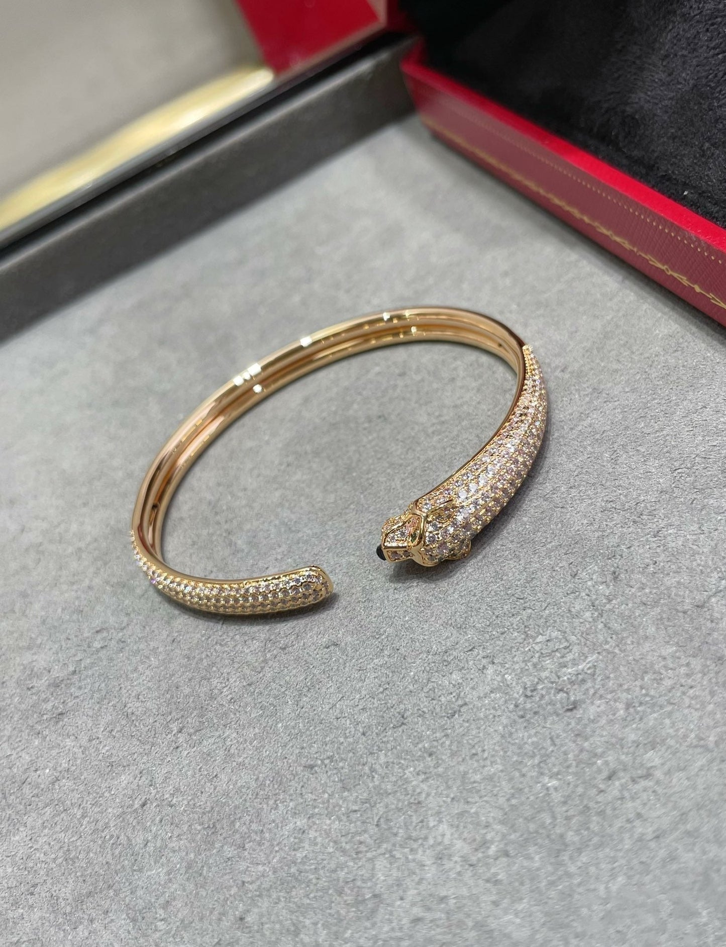 [BIJOUX]PANTHERE FULL DIAMOND OPEN BRACELET