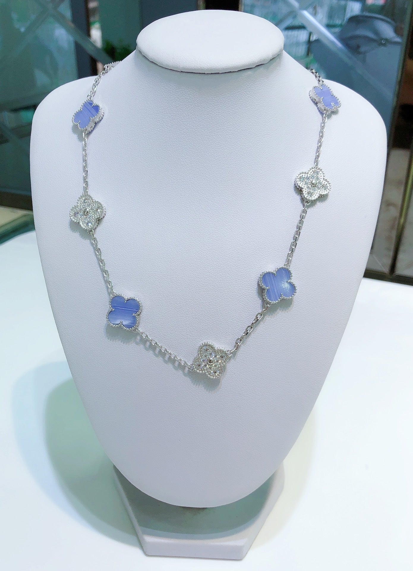 [BIJOUX]CLOVER 10 MOTIFS CHALCEDONY DIAMONDS SILVER NECKLACE