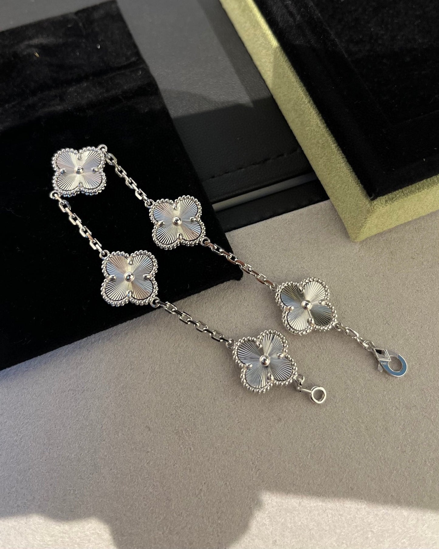 [BIJOUX]CLOVER SILVER 5 MOTIFS BRACELET