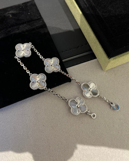 [BIJOUX]CLOVER SILVER 5 MOTIFS BRACELET